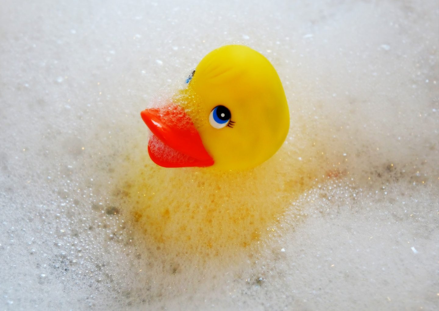 5 Tips For Encouraging Young Children In Water | rubber duck https://oddhogg.com
