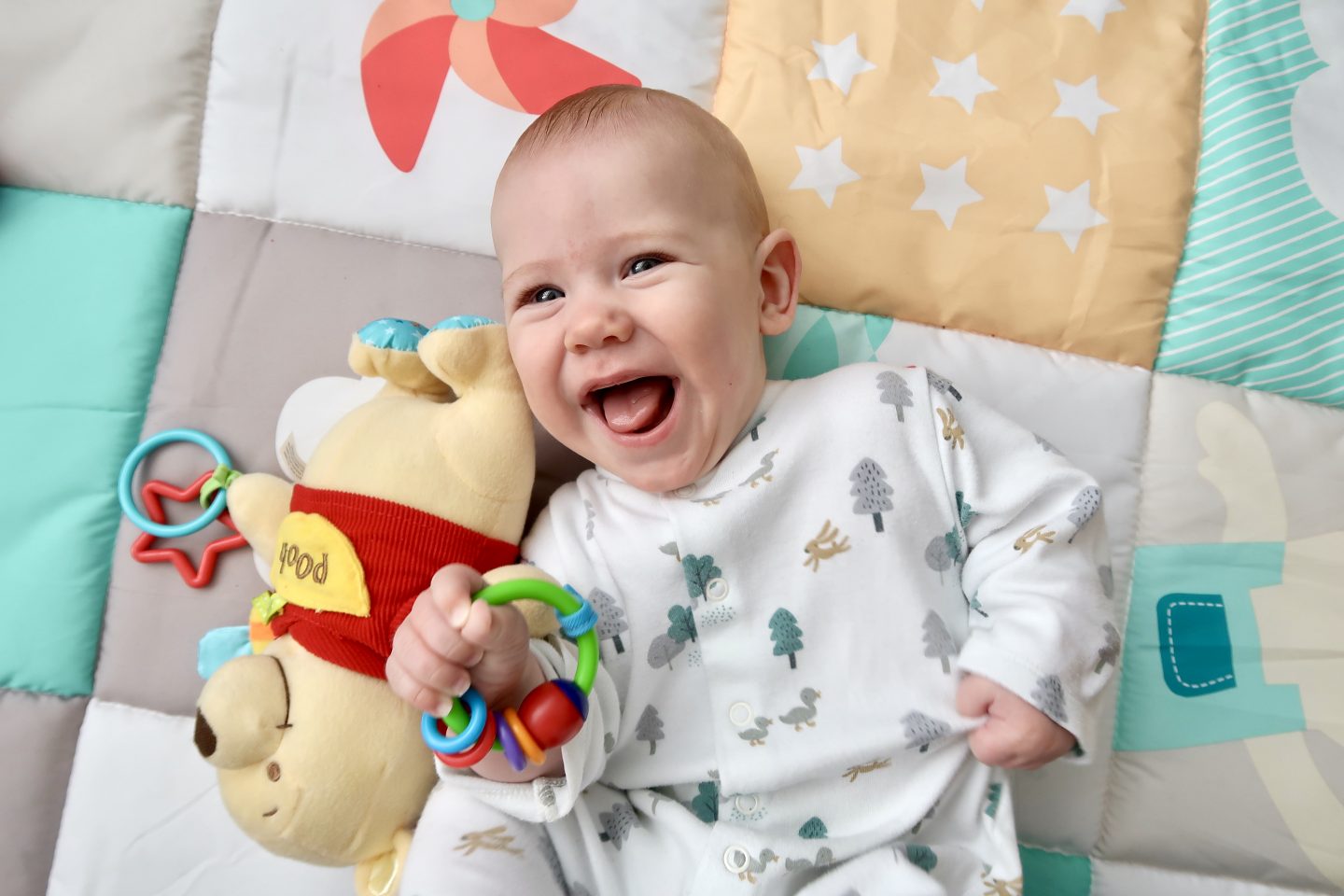 Taf Toys I Love Big Mat Review | Playing with Pooh www.oddhogg.com