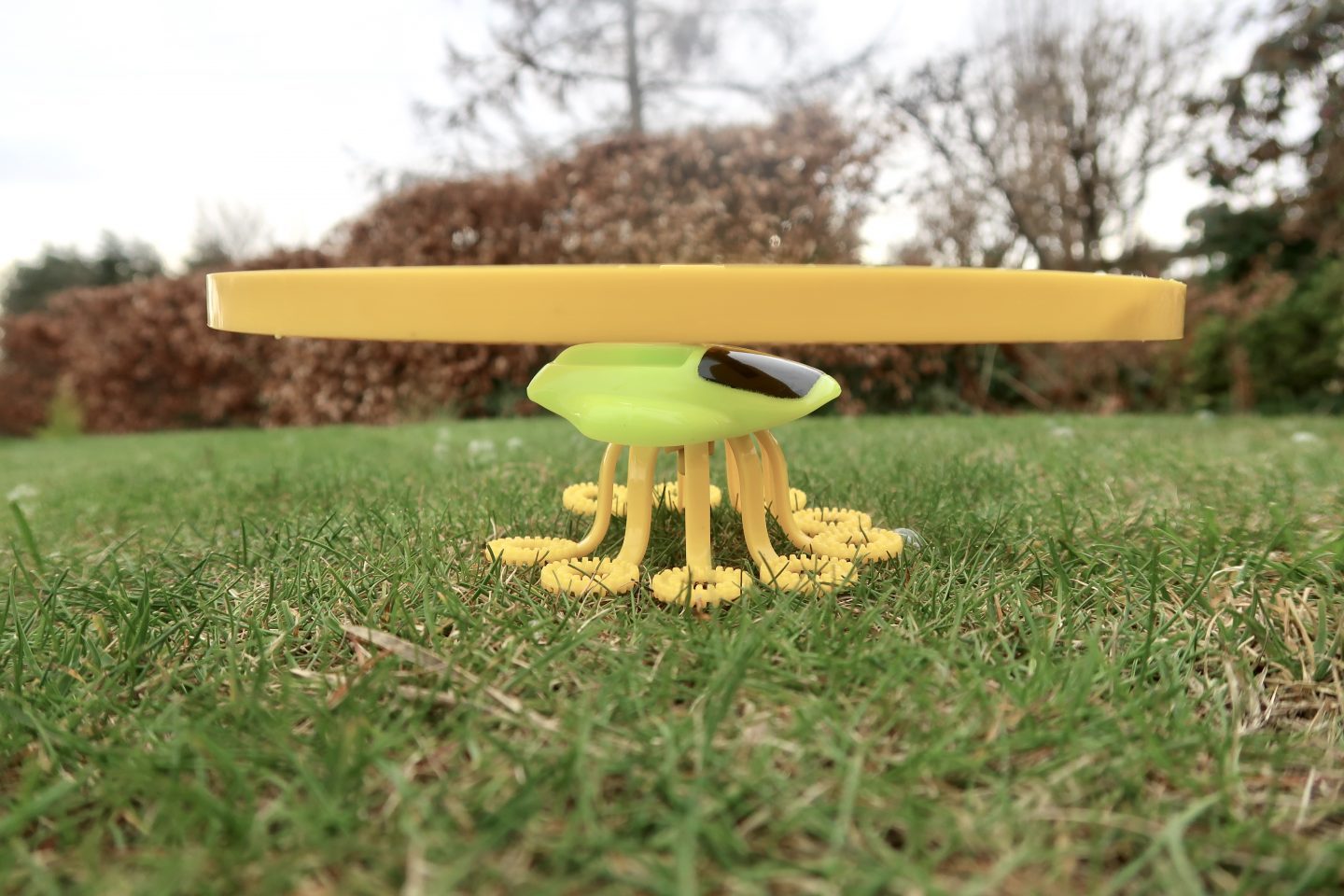 A side view of a helicopter bubble machine